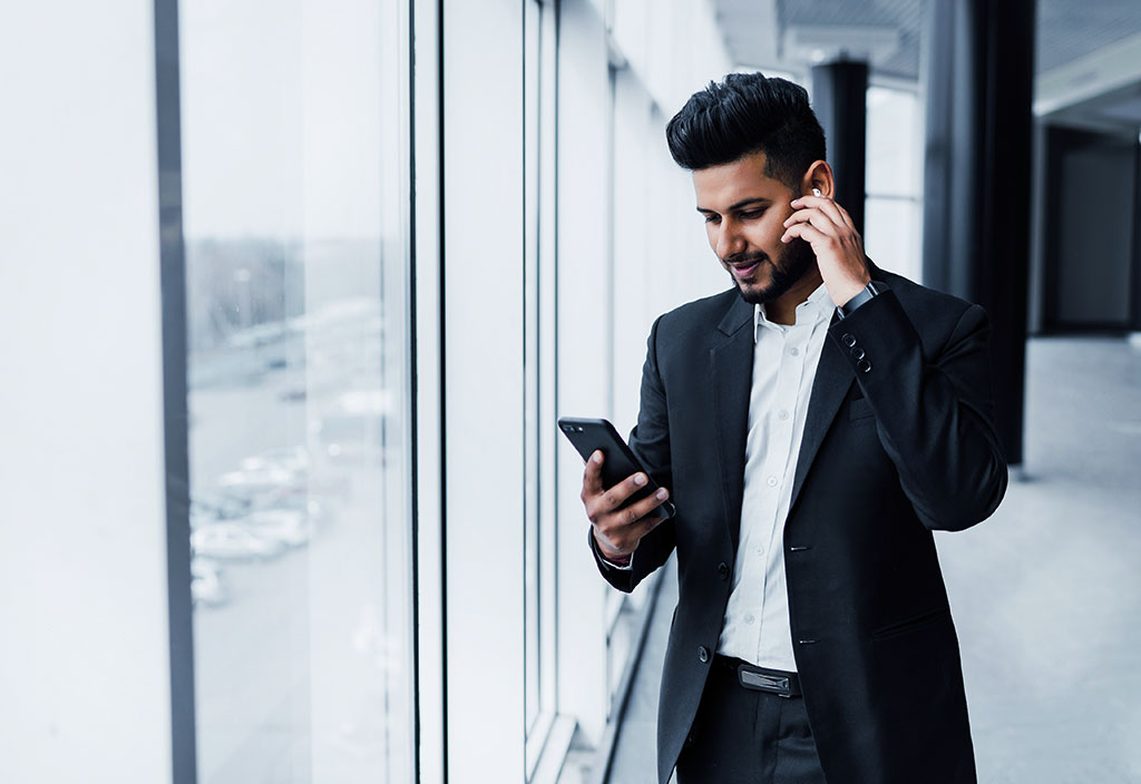 employee having a business call